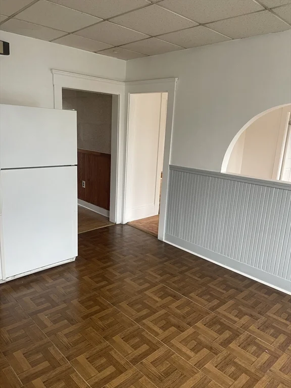 3 bed, 1 bath apartment for rent at 45 Bellevue St Unit 2, Lawrence — photo 6 of 25