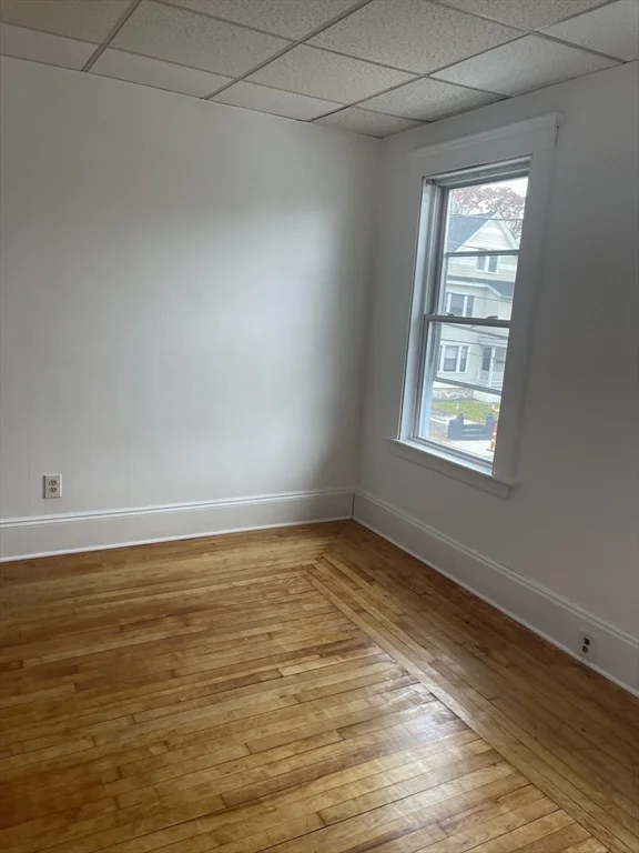 3 bed, 1 bath apartment for rent at 45 Bellevue St Unit 2, Lawrence — photo 17 of 25