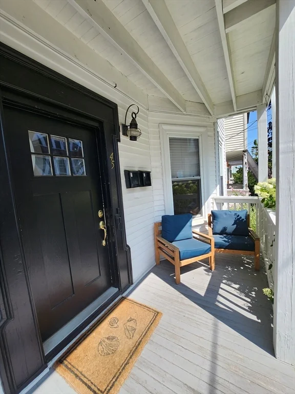 1 bed, 1 bath apartment for rent at 45 Blaney St Unit 1, Swampscott — photo 11 of 12