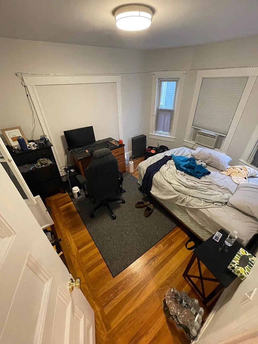 3 bed, 1 bath apartment for rent at 45 Bowdoin St Unit 1, Tufts University — photo 12 of 16