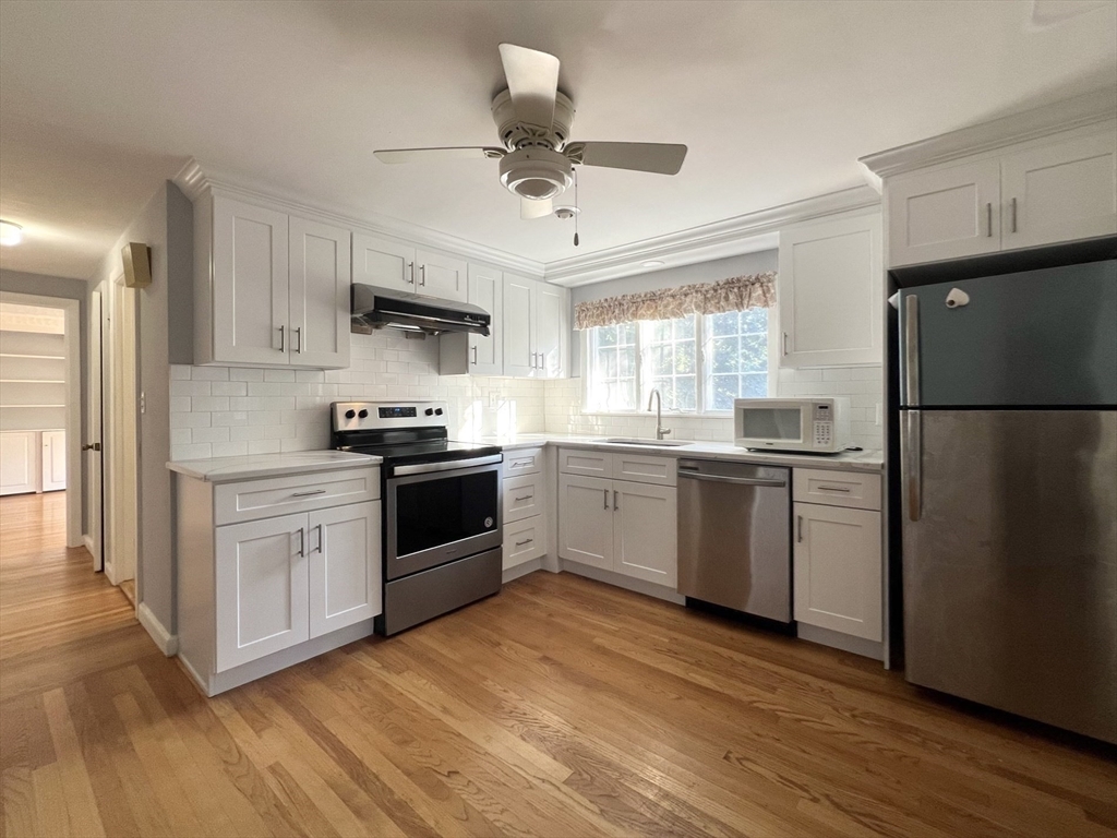 4 bed, 2 bath apartment for rent at 45 Bridge St, Lexington — photo 10 of 40