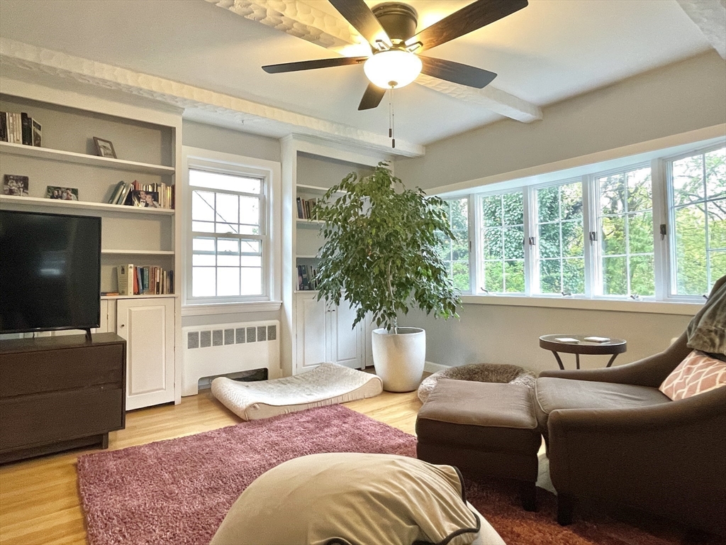 4 bed, 2 bath apartment for rent at 45 Bridge St, Lexington — photo 6 of 40