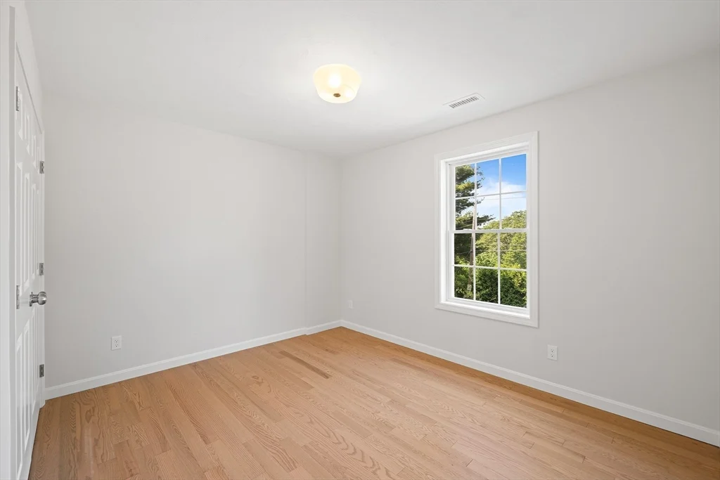 3 bed, 3 bath apartment for rent at 45 Brookfield Rd Unit 45, North Brookfield — photo 9 of 13