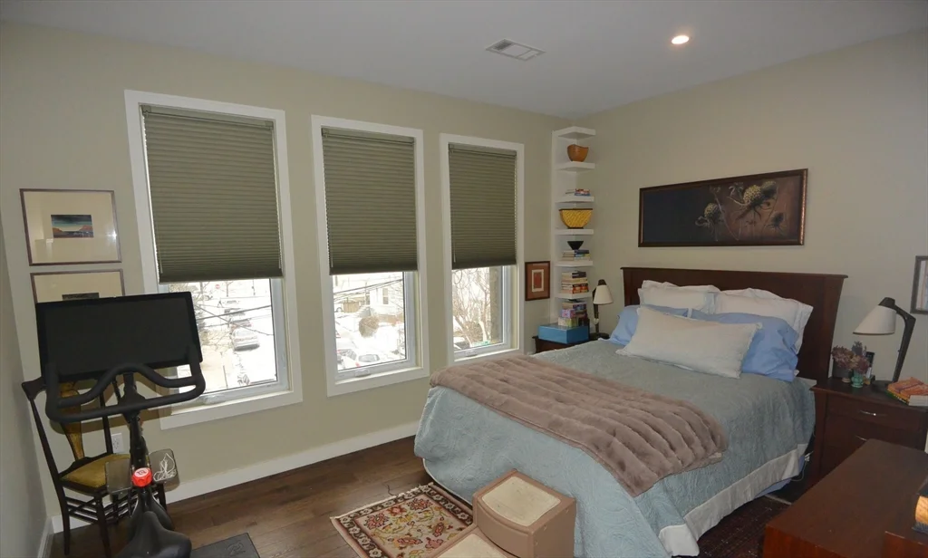 1 bed, 1 bath apartment for rent at 45 Burnett St Unit 201, Jamaica Plain — photo 7 of 10