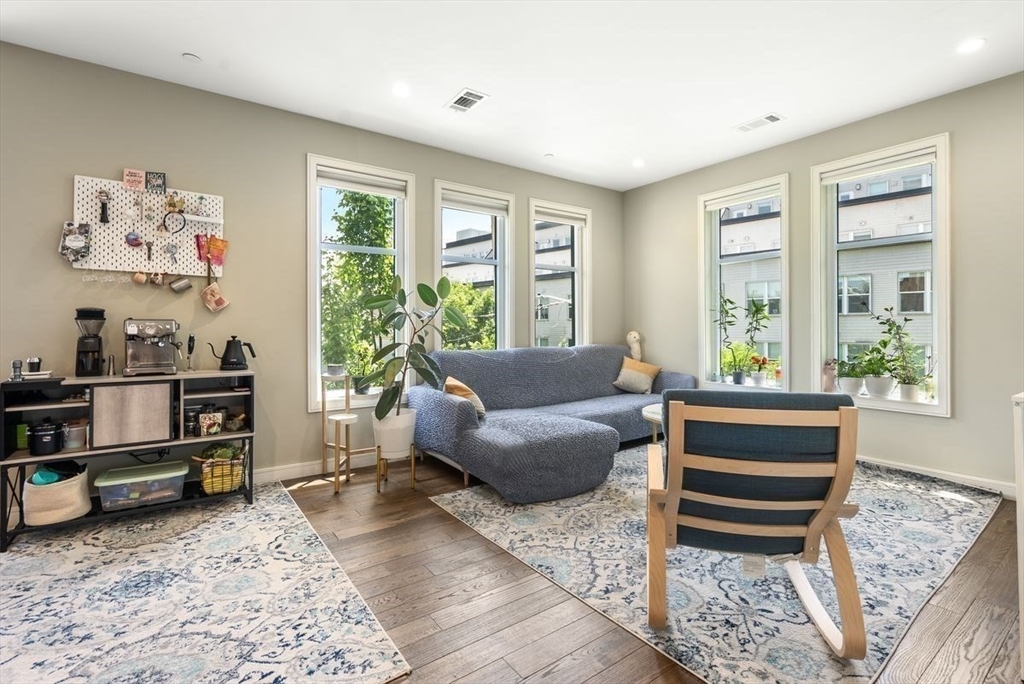 2 bed, 2 bath apartment for rent at 45 Burnett Unit 203, Jamaica Plain — photo 3 of 11