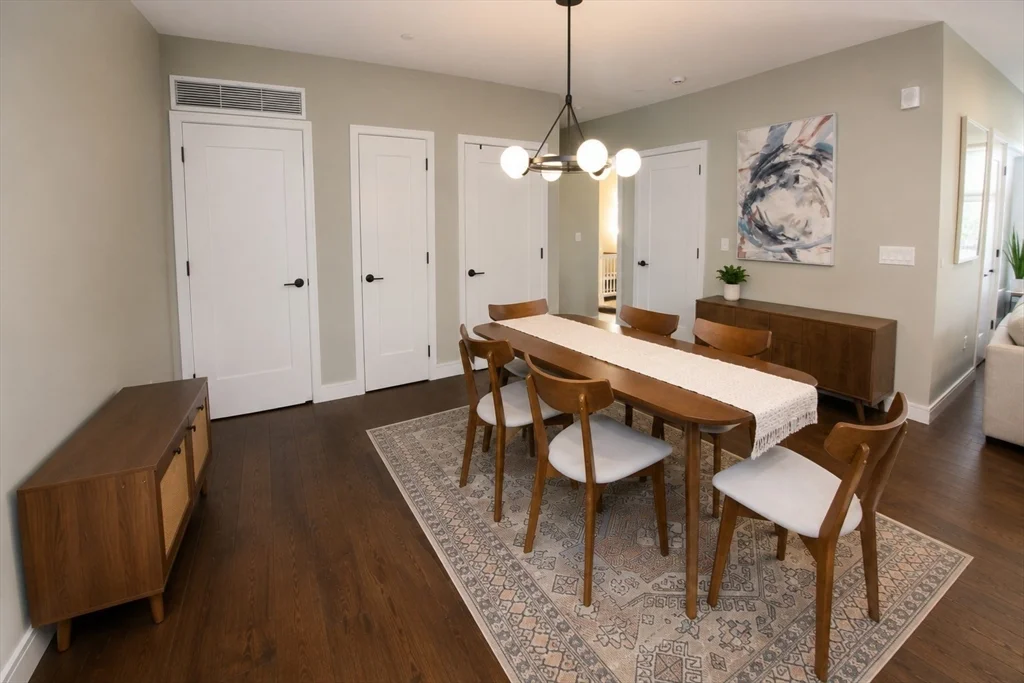 3 bed, 2 bath apartment for rent at 45 Burnett Unit 206, Jamaica Plain — photo 4 of 12