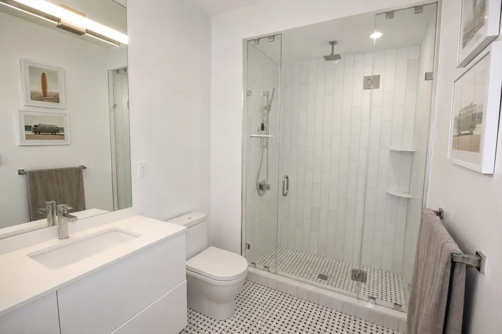 3 bed, 2 bath apartment for rent at 45 Burnett Unit 206, Jamaica Plain — photo 10 of 12