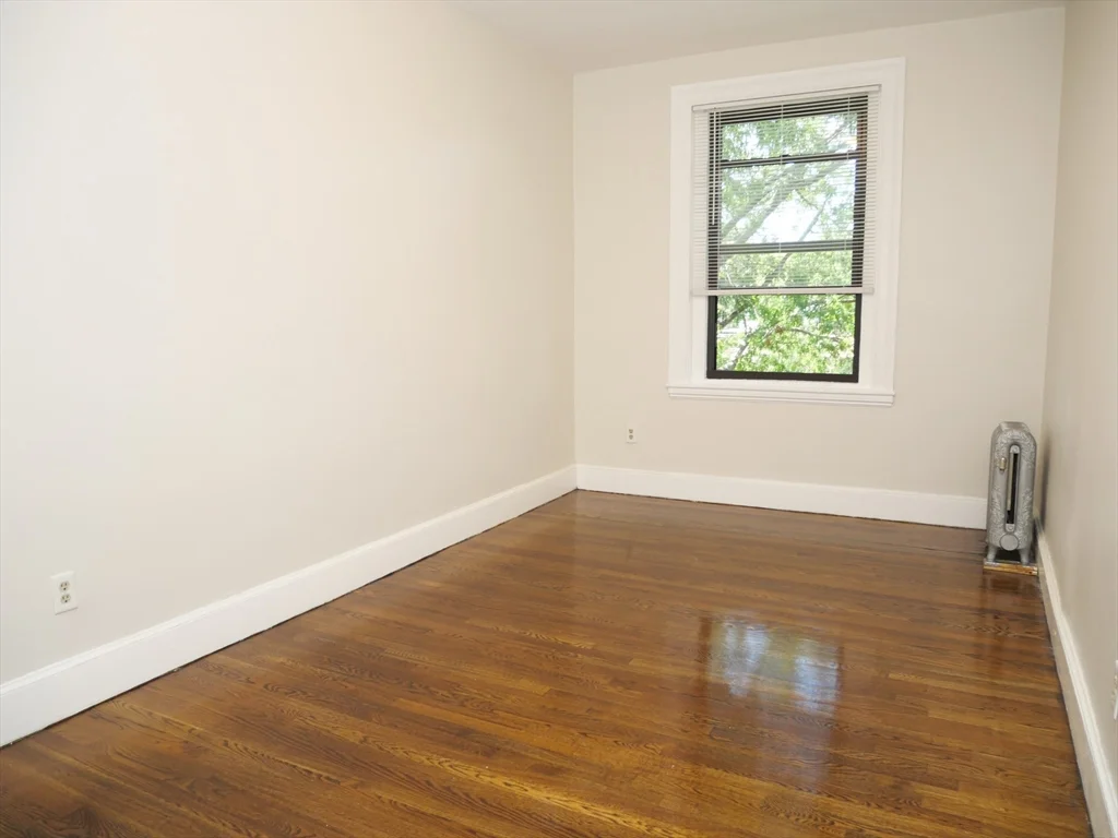 1 bed, 1 bath apartment for rent at 45 Carlton Unit 5, Longwood — photo 5 of 5