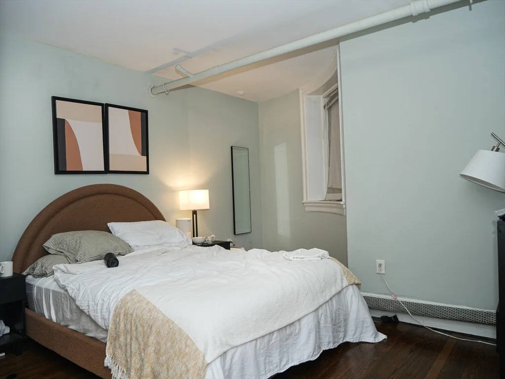 2 bed, 1 bath apartment for rent at 45 Carlton Unit 9, Coolidge Corner — photo 7 of 8
