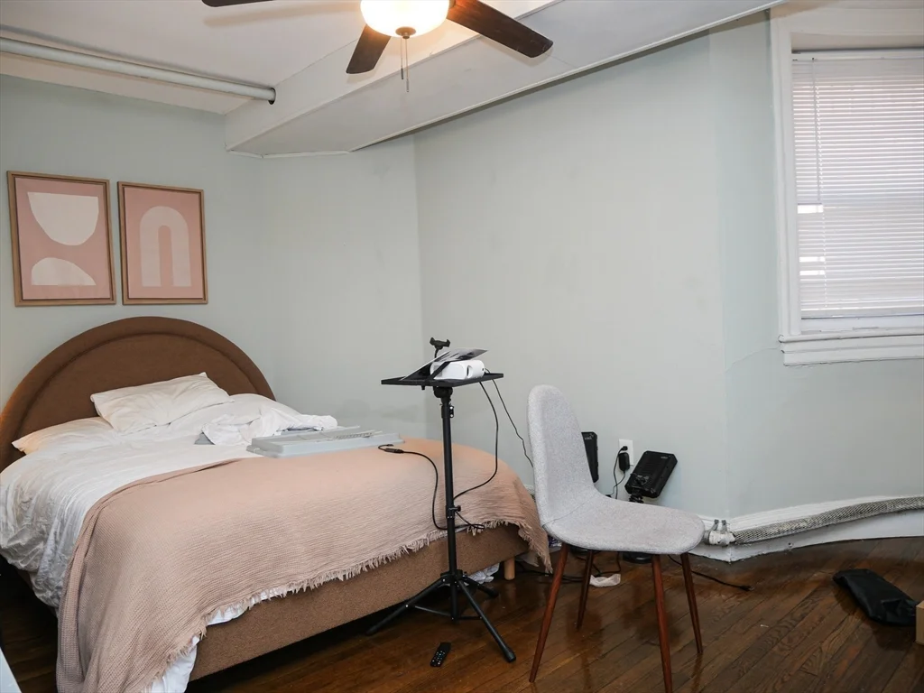 2 bed, 1 bath apartment for rent at 45 Carlton Unit 9, Coolidge Corner — photo 6 of 8