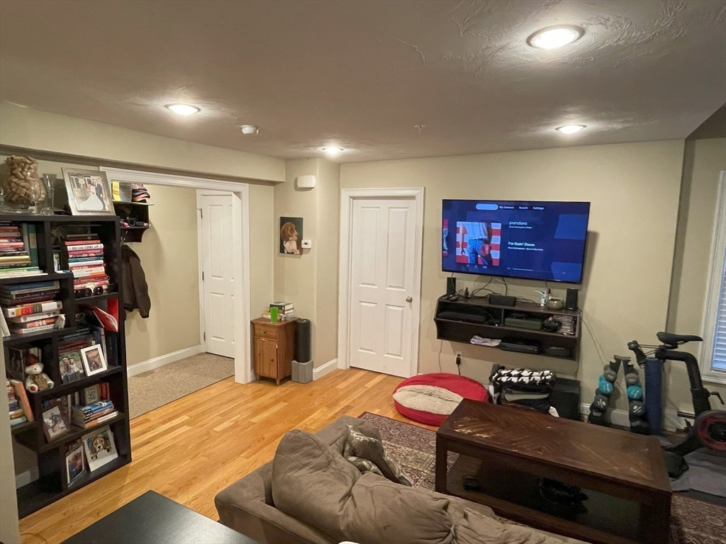 3 bed, 1 bath apartment for rent at 45 Catherine St Unit 2, Jamaica Plain — photo 8 of 14