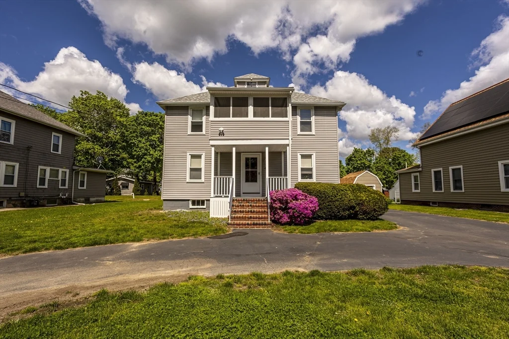 3 bed, 1 bath apartment for rent at 45 Central St Unit 2, South Easton — photo 2 of 30