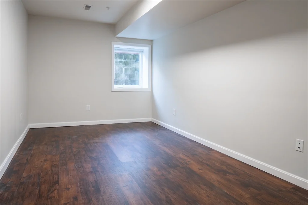 3 bed, 2 bath apartment for rent at 45 Chelsea St Unit 1, East Boston — photo 15 of 17