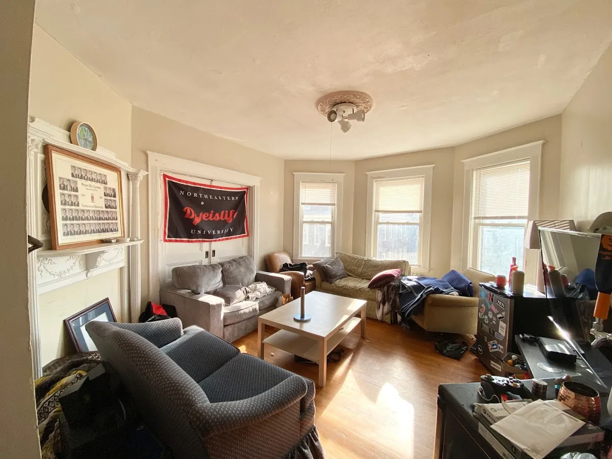 6 bed, 2 bath apartment for rent at 45 Cherokee St Unit 3, Mission Hill — photo 18 of 24