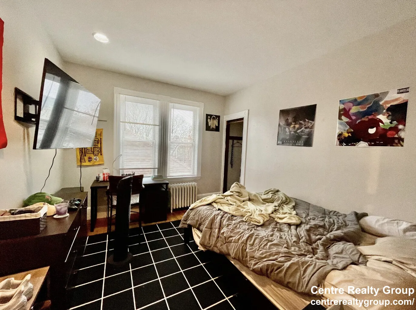 6 bed, 2 bath apartment for rent at 45 Cherokee St Unit 3A, Mission Hill — photo 6 of 24