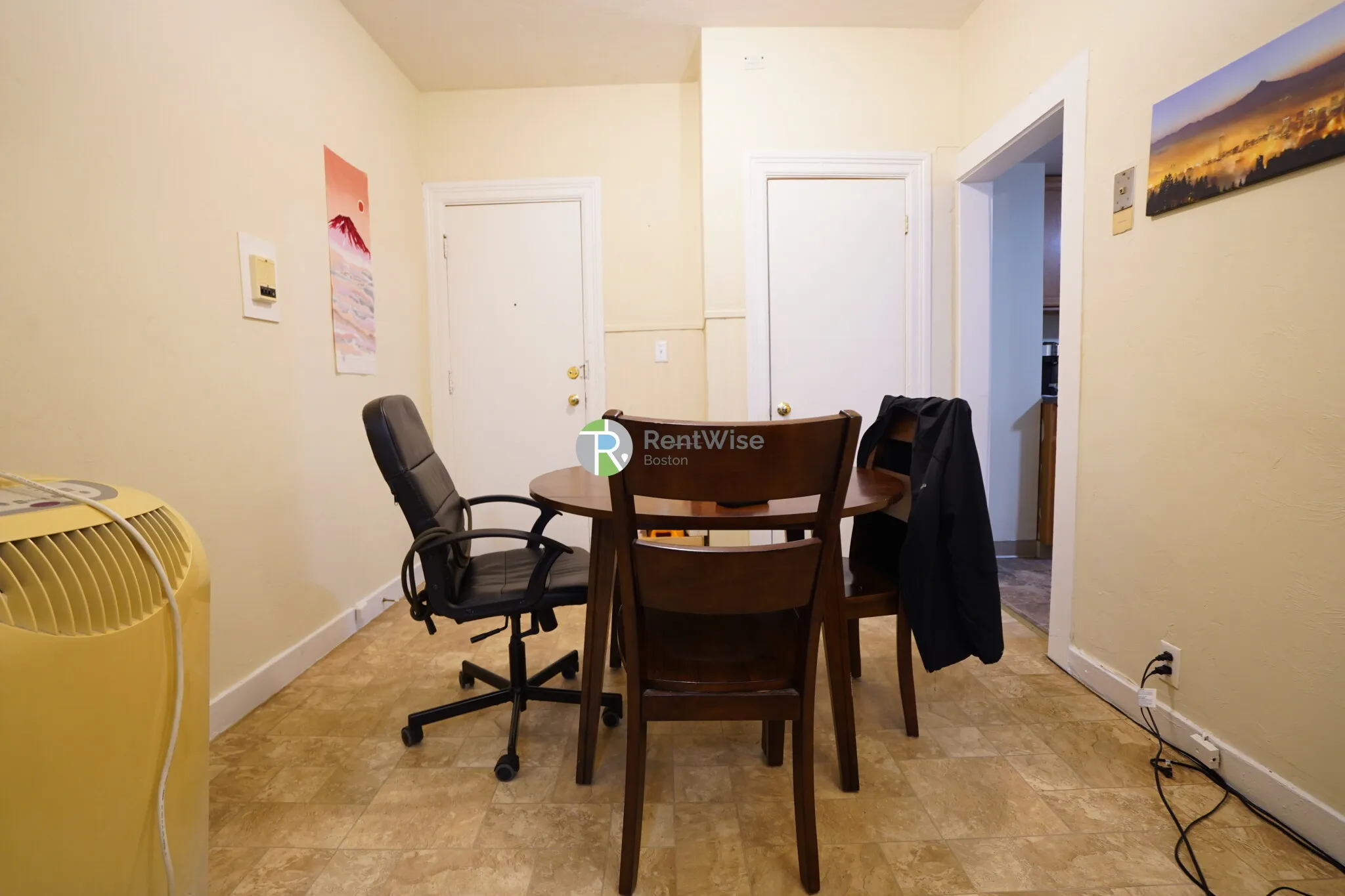 2 bed, 1 bath apartment for rent at 45 Chestnut Hill Ave Unit 11, Brighton — photo 4 of 19