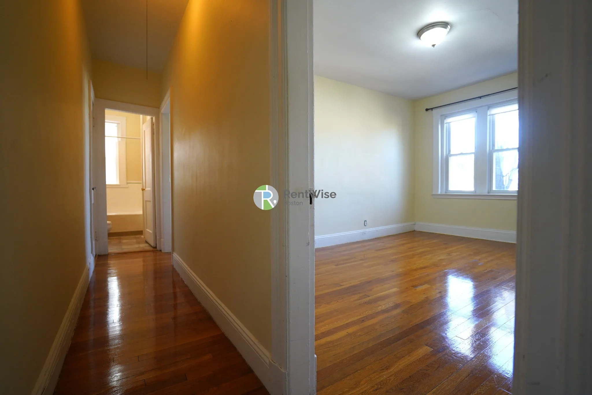 2 bed, 1 bath apartment for rent at 45 Chestnut Hill Ave Unit 41, Brighton — photo 4 of 18