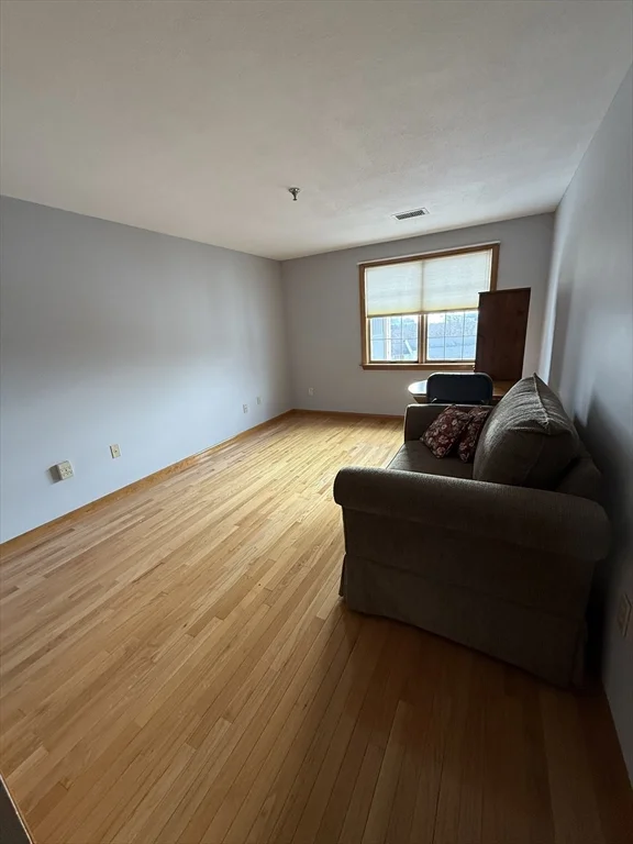 2 bed, 2 bath apartment for rent at 45 Christopher Dr Unit 142, Methuen — photo 5 of 16