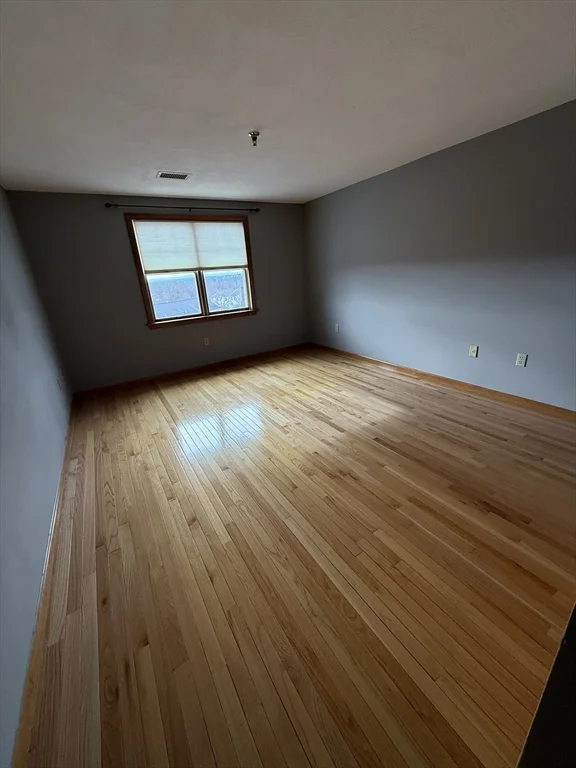 2 bed, 2 bath apartment for rent at 45 Christopher Dr Unit 142, Methuen — photo 3 of 16