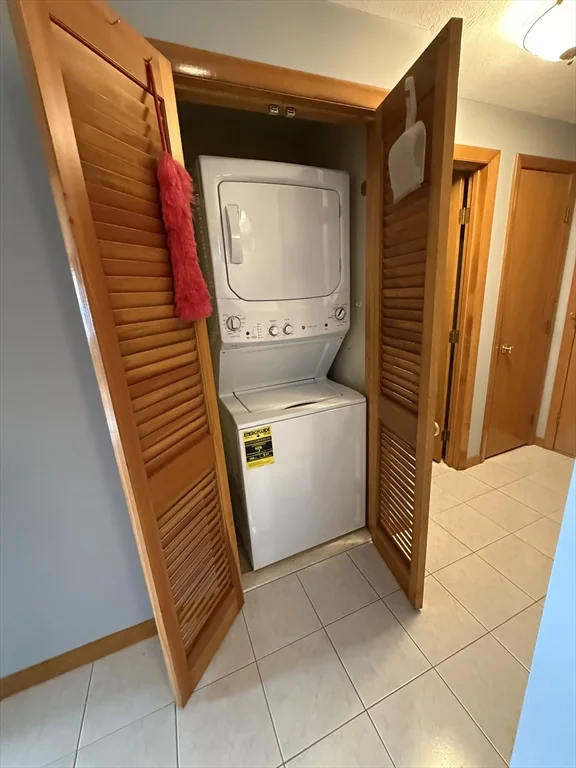 2 bed, 2 bath apartment for rent at 45 Christopher Dr Unit 142, Methuen — photo 15 of 16