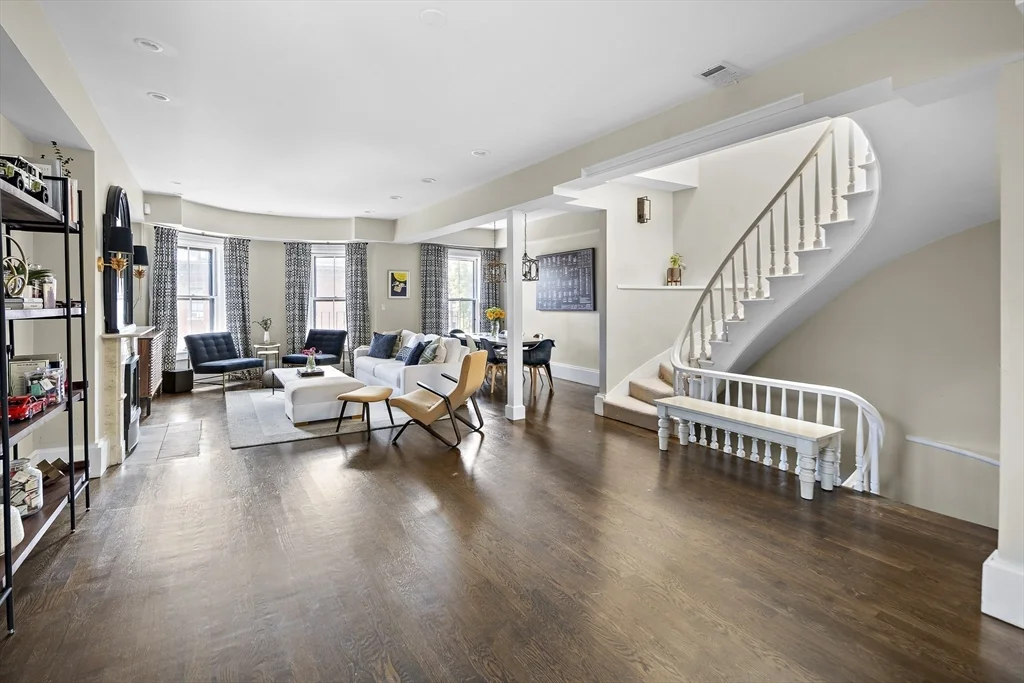 3 bed, 3 bath apartment for rent at 45 Concord Sq Unit 3, South End — photo 3 of 29