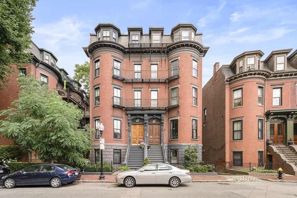 3 bed, 3 bath apartment for rent at 45 Concord Sq Unit 3, South End — photo 24 of 29
