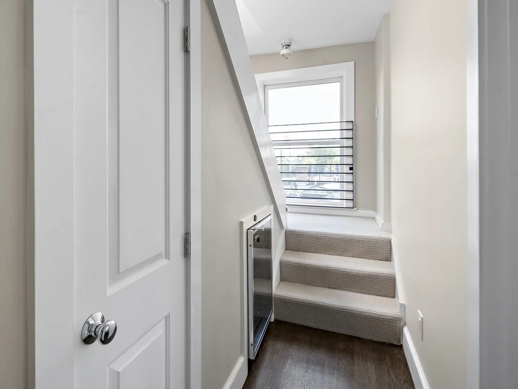 3 bed, 3 bath apartment for rent at 45 Concord Sq Unit 3, South End — photo 20 of 29