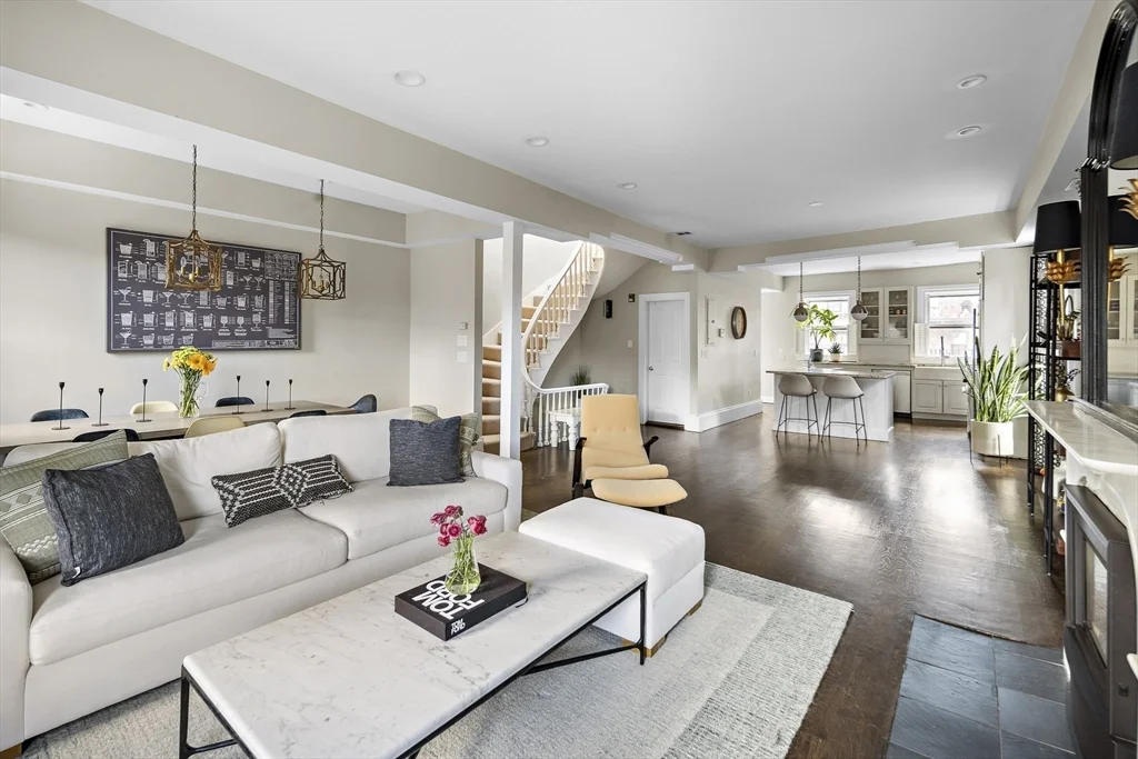 3 bed, 3 bath apartment for rent at 45 Concord Sq Unit 3, South End