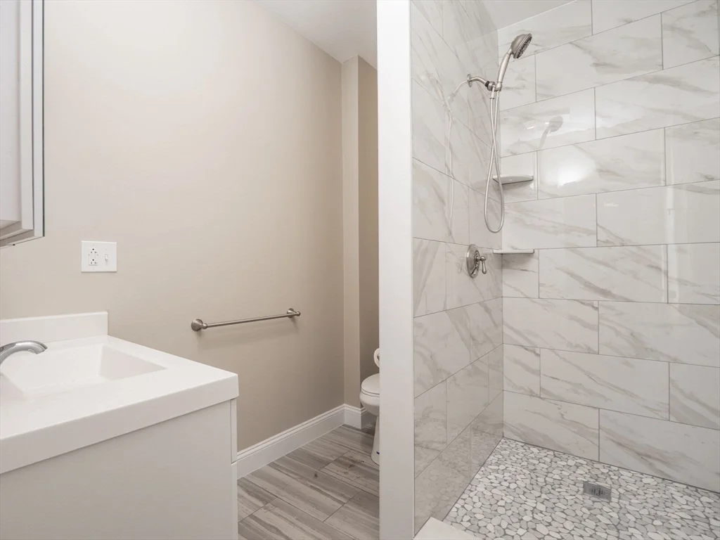 3 bed, 1 bath apartment for rent at 45 Crawford St Unit 1, Roxbury — photo 21 of 32