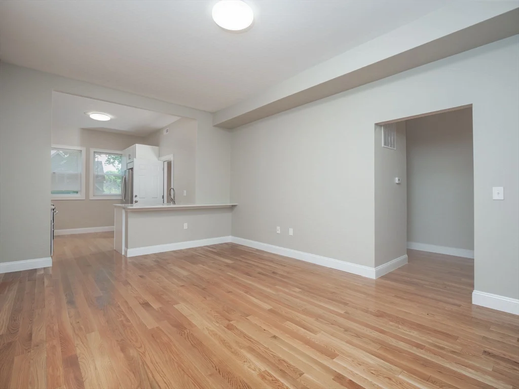 3 bed, 1 bath apartment for rent at 45 Crawford St Unit 1, Roxbury — photo 24 of 32