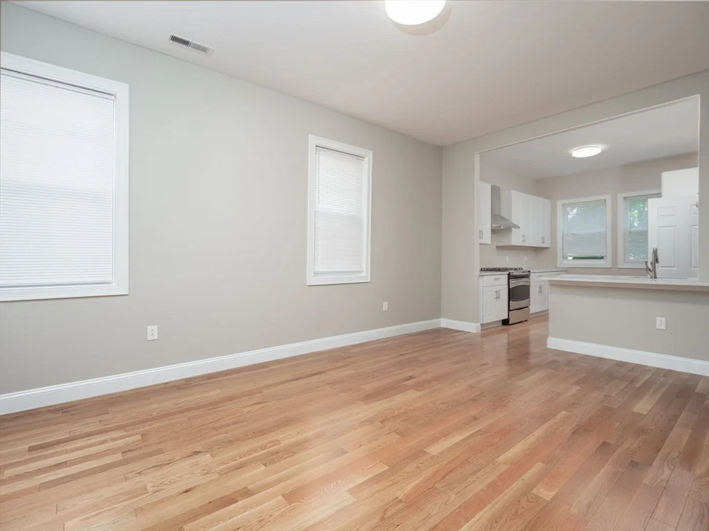 3 bed, 1 bath apartment for rent at 45 Crawford St Unit 1, Roxbury — photo 23 of 32