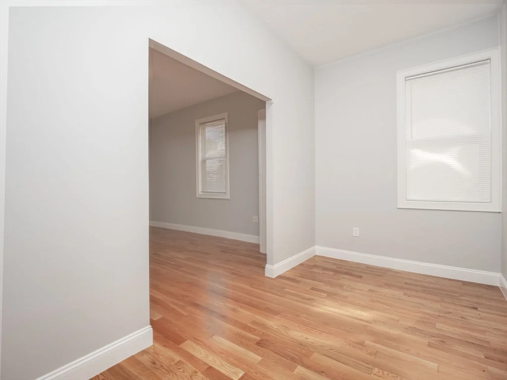 3 bed, 1 bath apartment for rent at 45 Crawford St Unit 1, Roxbury — photo 14 of 32