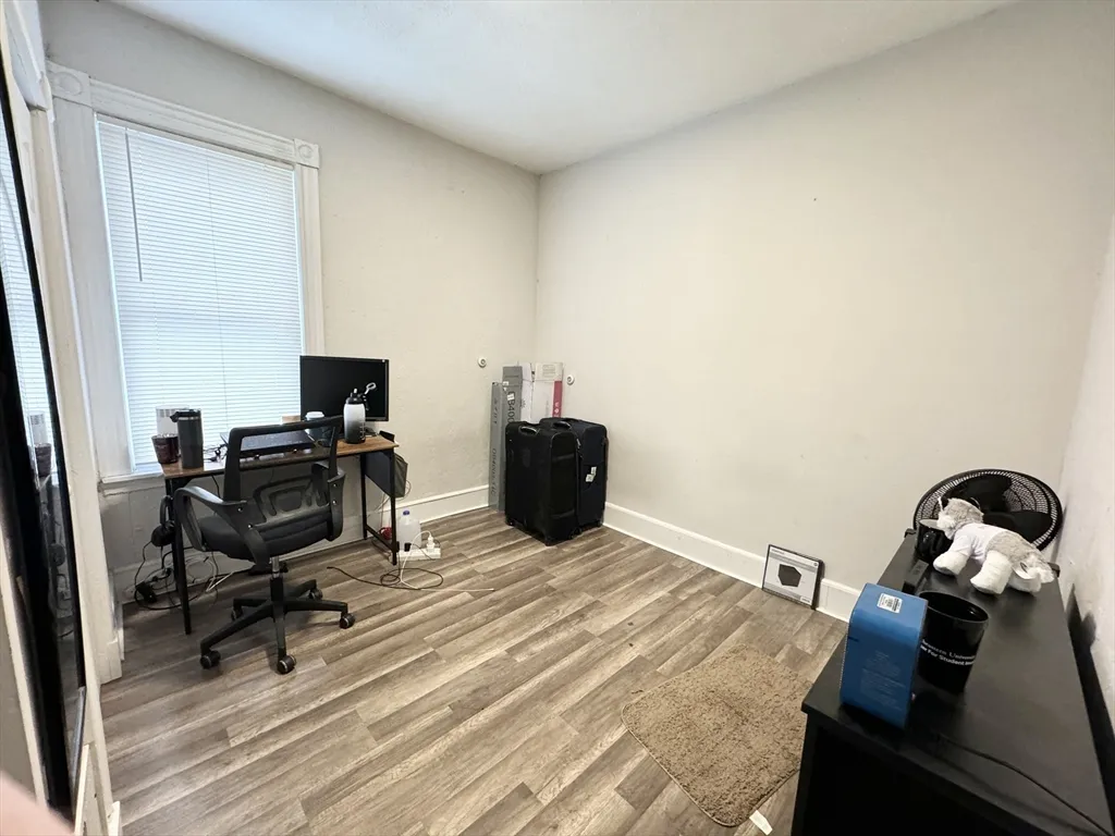 4 bed, 2 bath apartment for rent at 45 Crescent Ave Unit 1, Dorchester — photo 4 of 9