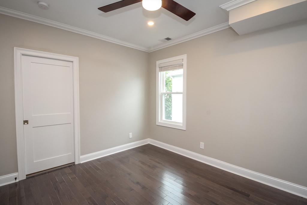 3 bed, 2 bath apartment for rent at 45 Cypress St Unit 2, Emerson Gardens — photo 6 of 14