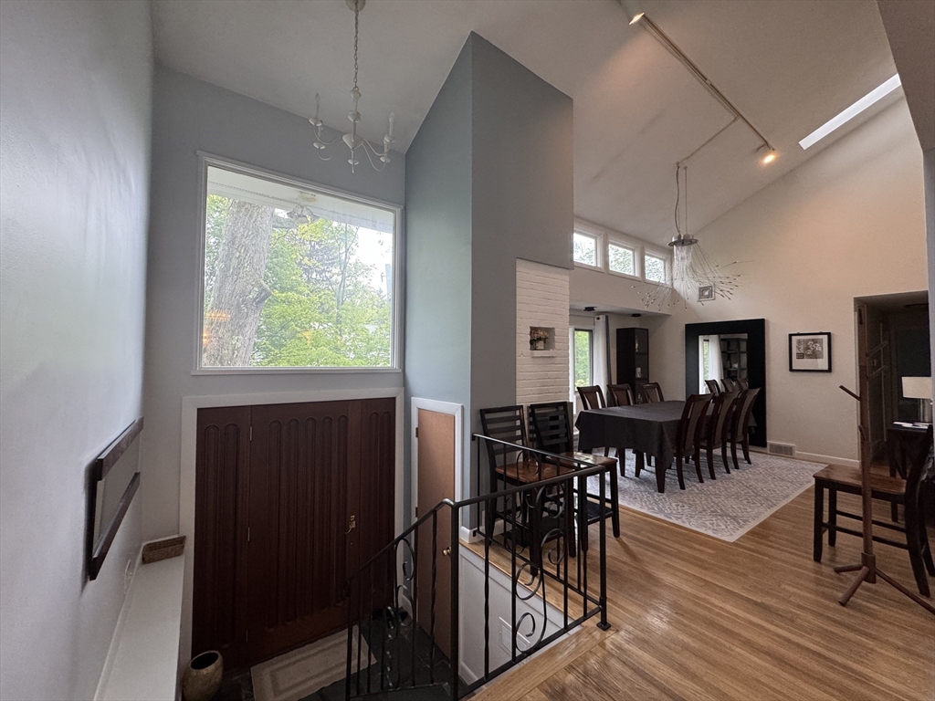 5 bed, 3 bath apartment for rent at 45 Dexter Rd, Newtonville — photo 19 of 19