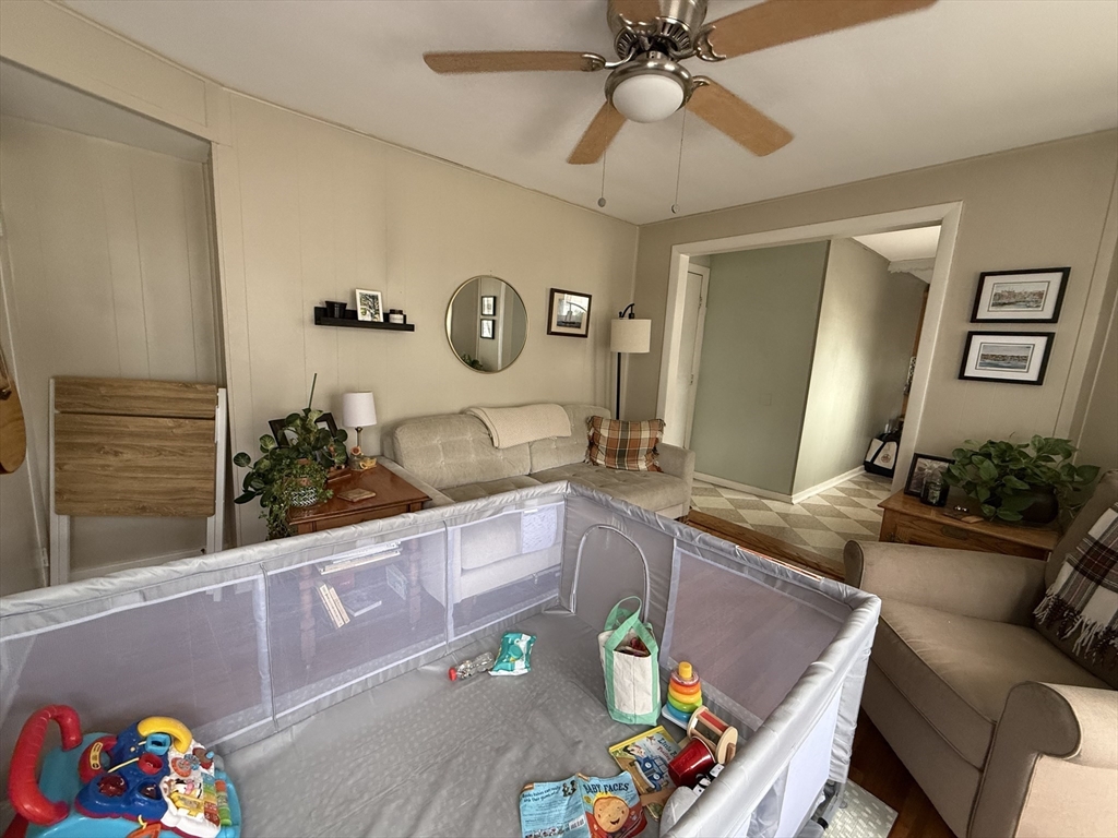 1 bed, 1 bath apartment for rent at 45 Division Unit 3, North Attleboro — photo 5 of 12