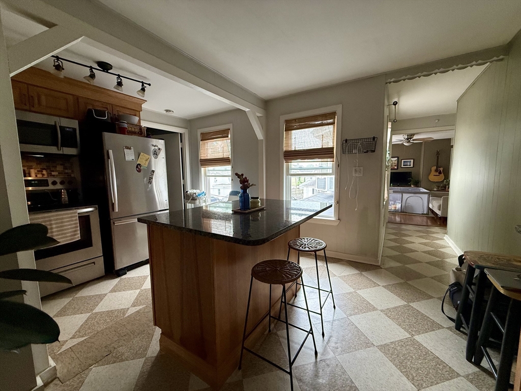 1 bed, 1 bath apartment for rent at 45 Division Unit 3, North Attleboro — photo 3 of 12