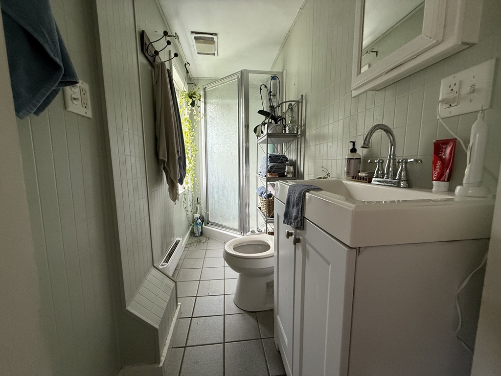 1 bed, 1 bath apartment for rent at 45 Division Unit 3, North Attleboro — photo 7 of 12