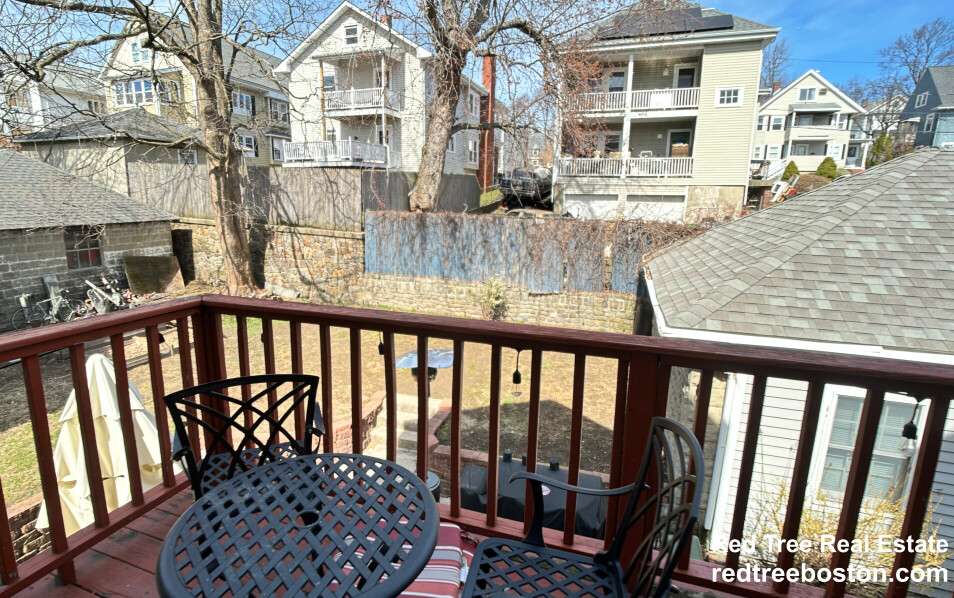 3 bed, 2 bath apartment for rent at 45 Donnybrook Rd, Brighton — photo 13 of 27