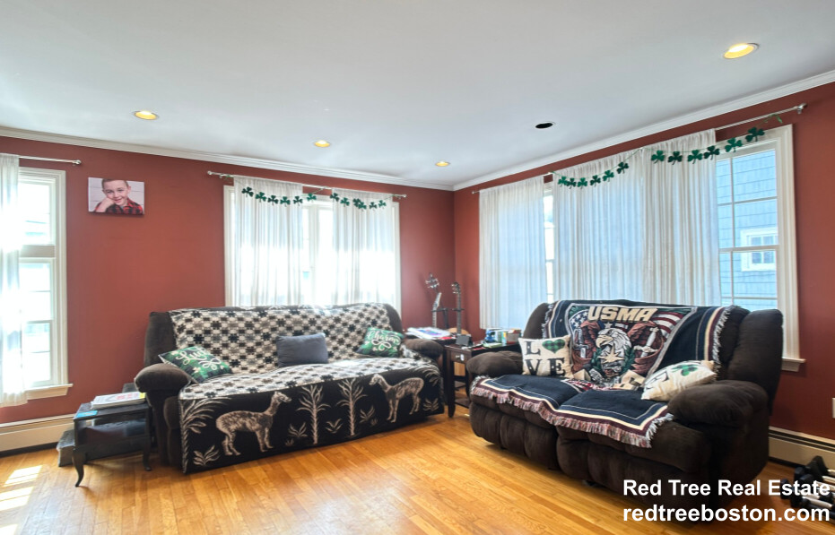 3 bed, 2 bath apartment for rent at 45 Donnybrook Rd, Brighton — photo 2 of 27