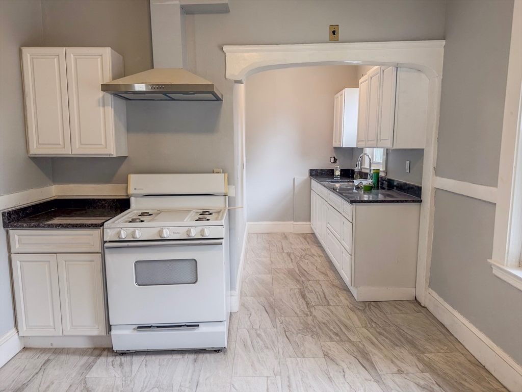 2 bed, 1 bath apartment for rent at 45 Favre St Unit 2, Mattapan — photo 3 of 6