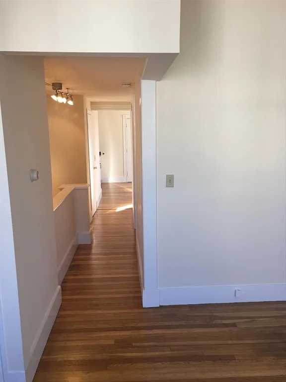 1 bed, 1 bath apartment for rent at 45 Florence St Unit 3, East Somerville — photo 4 of 7