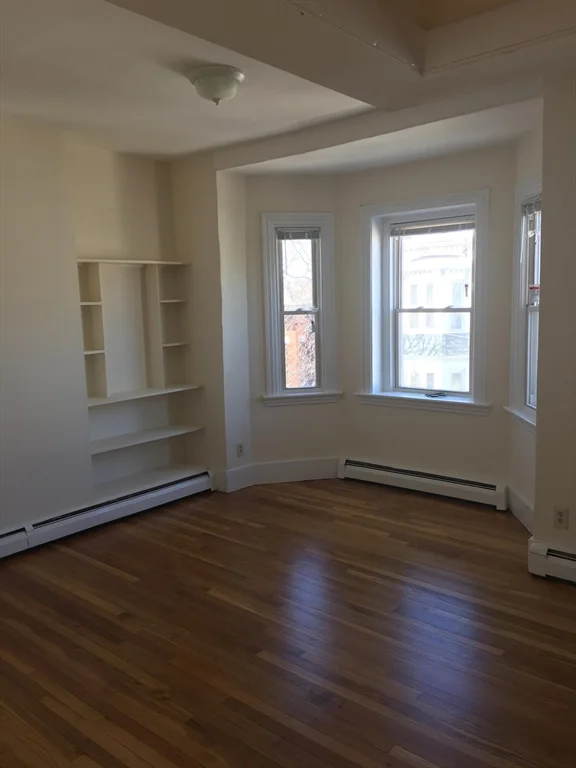 1 bed, 1 bath apartment for rent at 45 Florence St Unit 3, East Somerville — photo 3 of 7