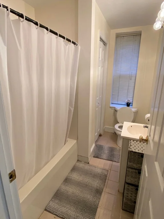 2 bed, 1 bath apartment for rent at 45 Garden St Unit 4, Beacon Hill — photo 13 of 15