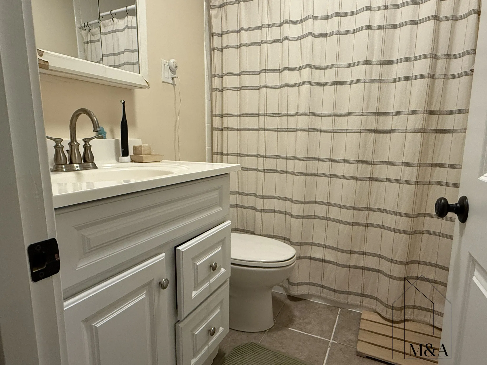 3 bed, 1 bath apartment for rent at 45 Garrison Rd Unit 1, Aspinwall Hill — photo 5 of 18