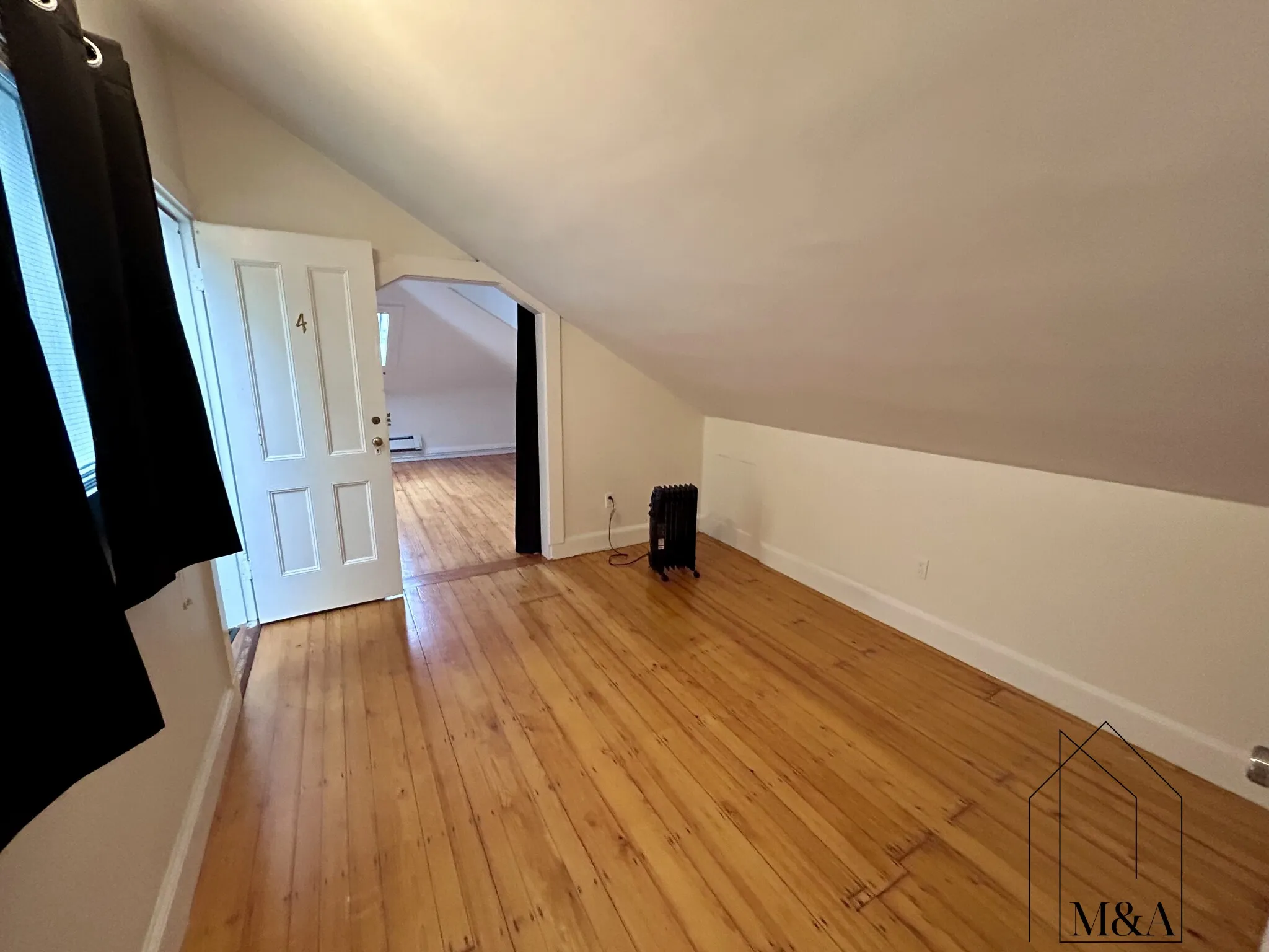 Studio bed, 1 bath apartment for rent at 45 Garrison Rd Unit 4, Aspinwall Hill — photo 5 of 6