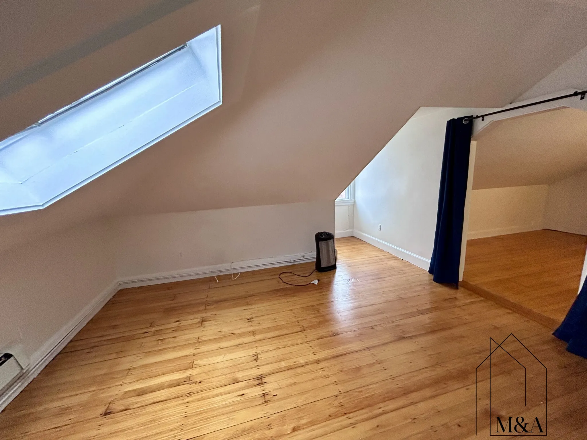 Studio bed, 1 bath apartment for rent at 45 Garrison Rd Unit 4, Aspinwall Hill — photo 3 of 6