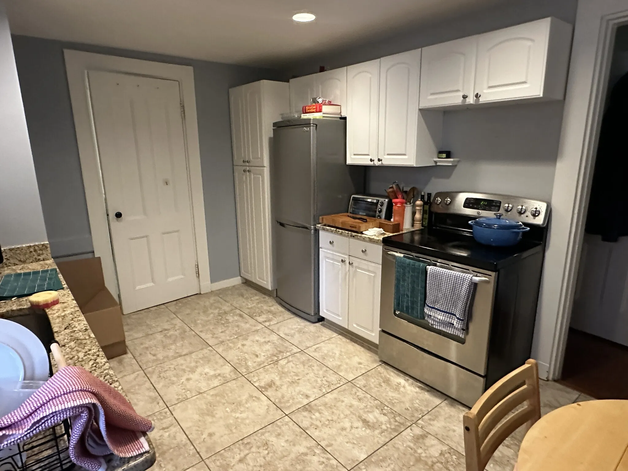 1 bed, 1 bath apartment for rent at 45 Garrison Rd Unit B, Aspinwall Hill