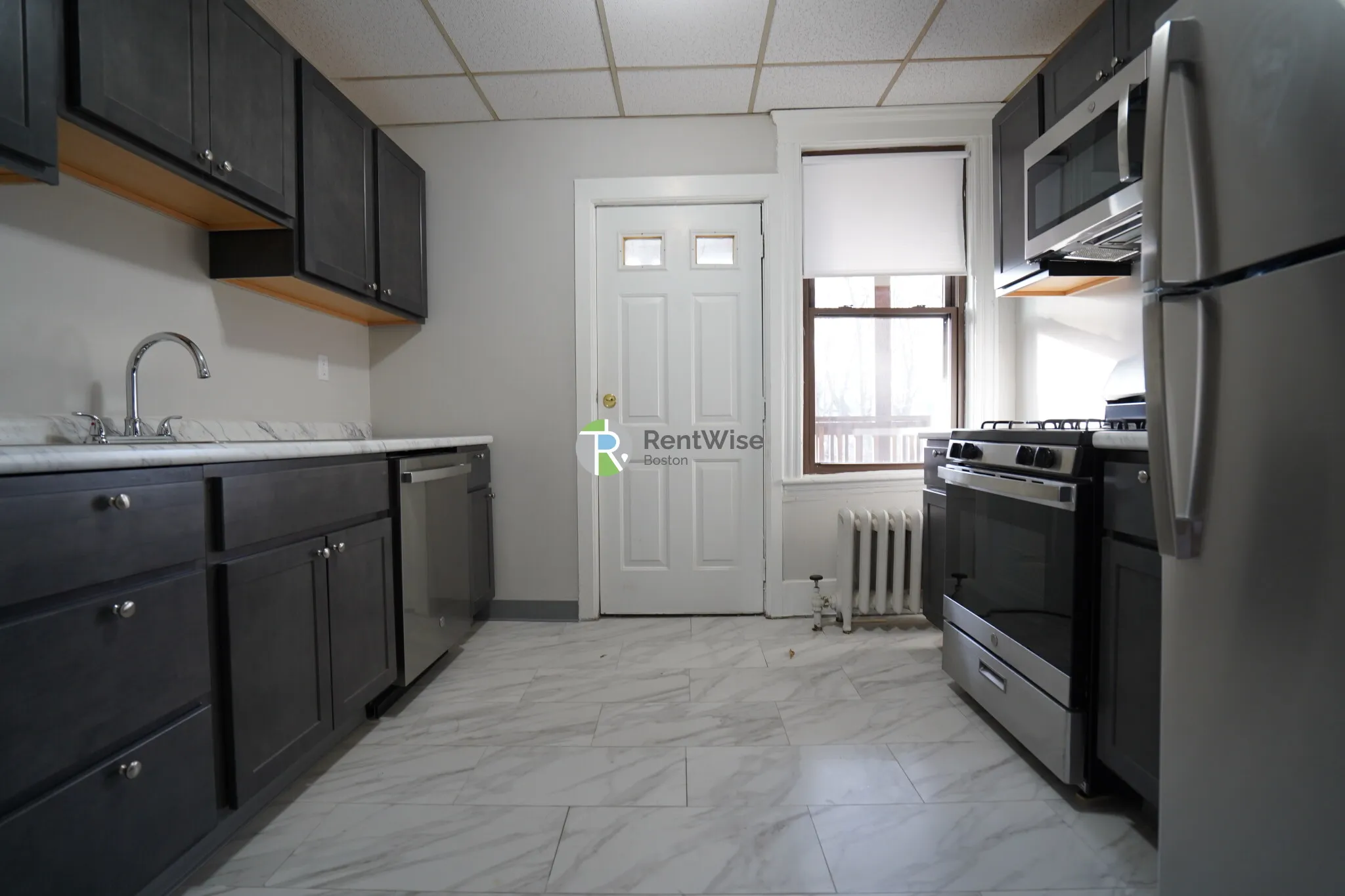 2 bed, 1 bath apartment for rent at 45 Gordon St Unit 6, Brighton — photo 2 of 15