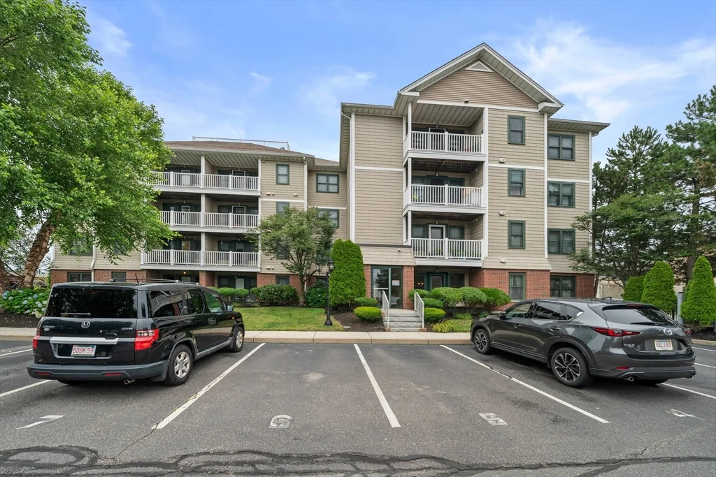 2 bed, 2 bath apartment for rent at 45 Hancock St Unit 105, North Quincy — photo 3 of 19